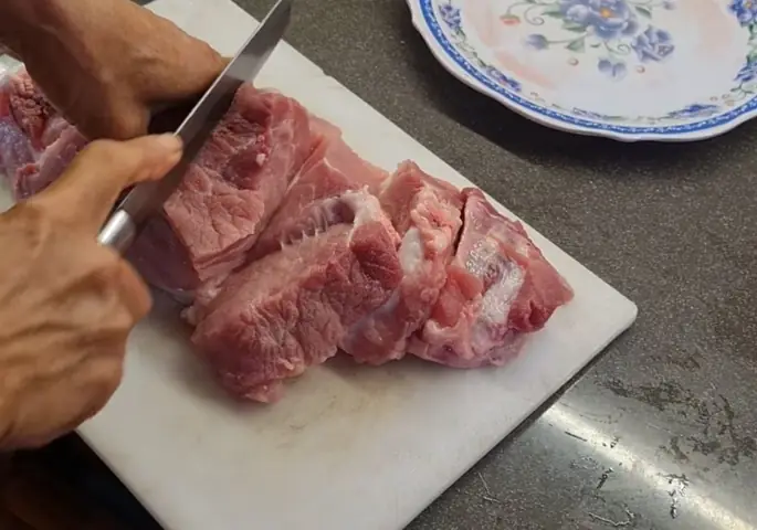 Cách Nấu Bung Thịt Lợn Thơm Ngon Chuẩn Vị Gia Đình