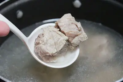 Hướng dẫn cách nấu cà bung sườn ngon đúng điệu chuẩn vị Bắc