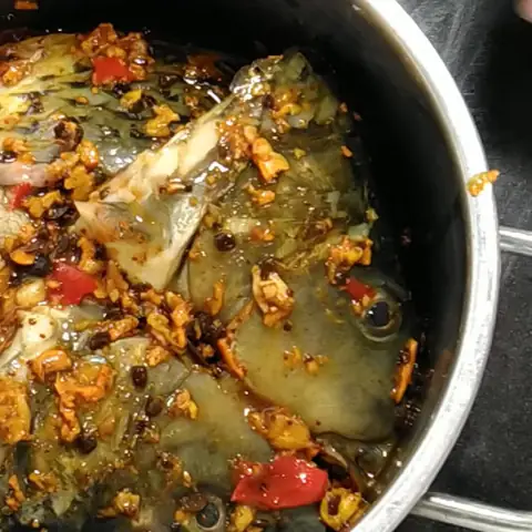 Hướng Dẫn Chi Tiết Cách Nấu Cá Chép Kho Nghệ Ngon Khó Cưỡng Hướng Dẫn Chi Tiết Cách Nấu Cá Chép Kho Nghệ Ngon Khó Cưỡng