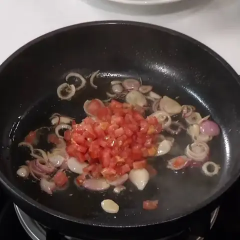 cách nấu cá chuối om mẻ