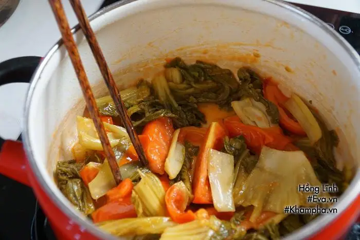 Cách Nấu Cá Đối Kho Dưa Cải Chua Đậm Đà Chuẩn Vị Gia Đình