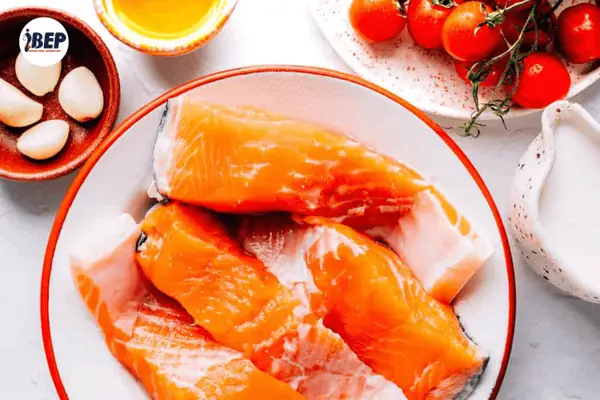 cách nấu cá hồi sốt cà chua