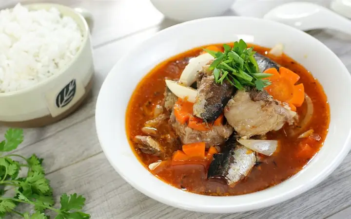 Cách Nấu Cá Hộp Kho Thơm Ngon Đậm Đà Đơn Giản Tại Nhà