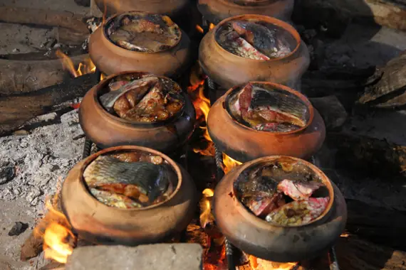 Hướng Dẫn Chi Tiết Cách Nấu Cá Kho Làng Vũ Đại Ngon Đúng Điệu