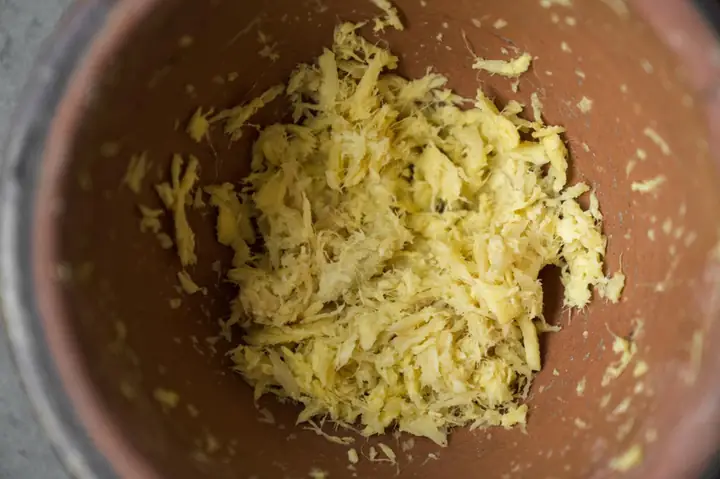 Cách làm cá chạch kho tương, riềng đậm đà, tròn vị nhất