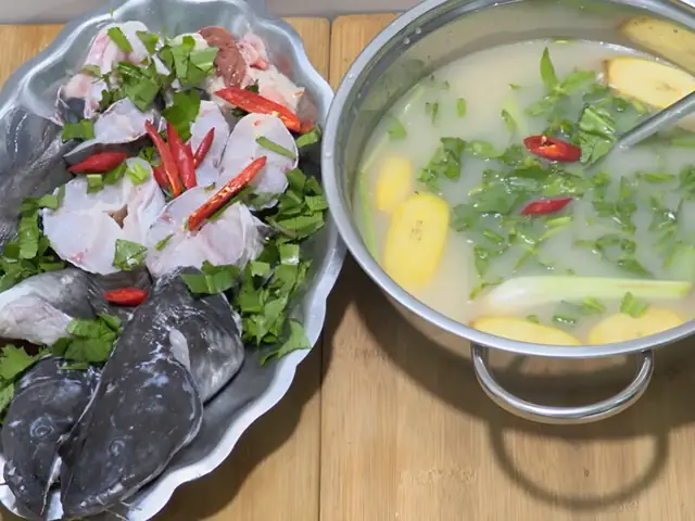 Cách nấu canh chua cá lăng với mẻ Cách nấu canh chua cá lăng với mẻ