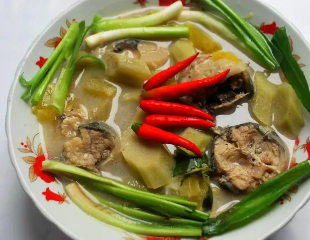 Cách Nấu Cá Leo Kho Nghệ Đậm Đà, Chuẩn Vị Miền Trung Tại Nhà