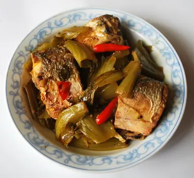 Cách Nấu Cá Mè Om Dưa Chua Ngon Đậm Đà Chuẩn Vị Cách Nấu Cá Mè Om Dưa Chua Ngon Đậm Đà Chuẩn Vị