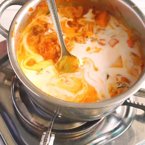 Công Thức Nấu Cà Ri Bò Nước Cốt Dừa Ngon Tuyệt Hấp Dẫn