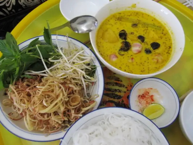 Cách Nấu Cà Ri Ốc Thơm Ngon Chuẩn Vị Miền Tây Tại Nhà