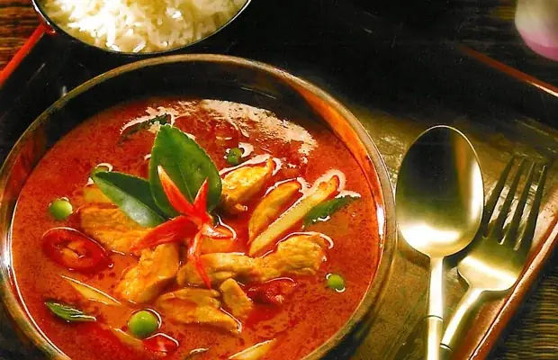 Cách Nấu Cà Ri Thái Chuẩn Vị Tại Nhà: Hướng Dẫn Chi Tiết