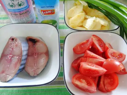 Cách Nấu Cá Sốt Cà Chua Ngon Đậm Đà, Chuẩn Vị Mâm Cơm Việt