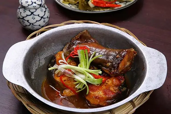 Cách Nấu Cá Tầm Kho Thơm Ngon Đậm Đà Chuẩn Vị Gia Đình