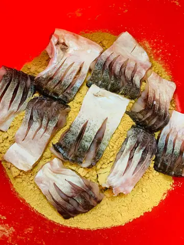 Hướng Dẫn Chi Tiết Cách Nấu Cá Thính Thơm Ngon Chuẩn Vị Thôn Quê Hướng Dẫn Chi Tiết Cách Nấu Cá Thính Thơm Ngon Chuẩn Vị Thôn Quê