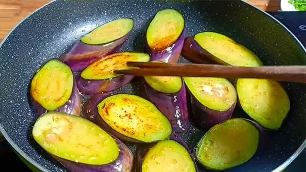 Hướng Dẫn Nấu Cà Tím Kho Chay Đơn Giản, Ngon Miệng Hướng Dẫn Nấu Cà Tím Kho Chay Đơn Giản, Ngon Miệng