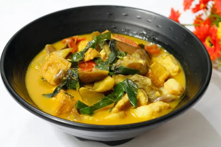 Hướng Dẫn Nấu Cà Tím Om Đậu Thịt Tại Nhà Chuẩn Vị Hướng Dẫn Nấu Cà Tím Om Đậu Thịt Tại Nhà Chuẩn Vị