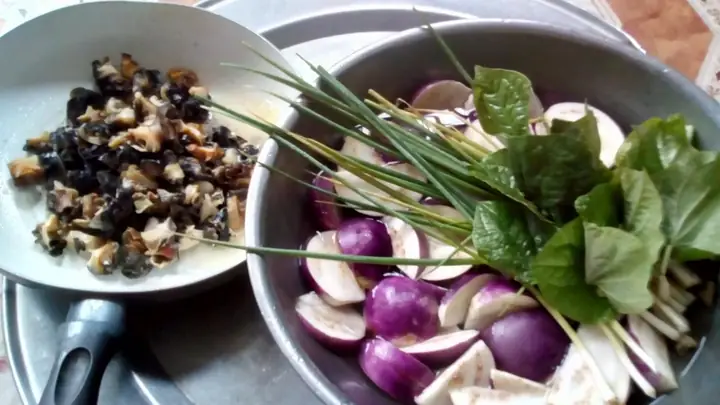 Hướng Dẫn Chi Tiết Cách Nấu Cà Tím Với Ốc Ngon Đậm Đà