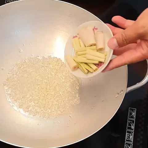 Cách Nấu Cá Tra Dầu Nhúng Mẻ Thơm Ngon Chuẩn Vị Gia Đình