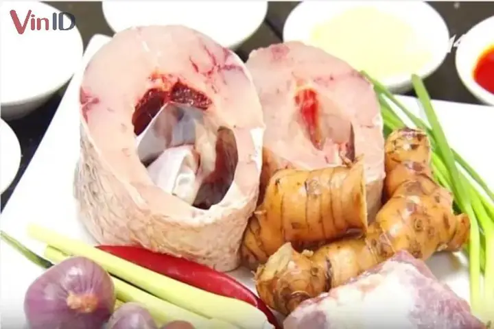 Hướng Dẫn Chi Tiết Cách Nấu Cá Trắm Kho Chuẩn Vị Truyền Thống