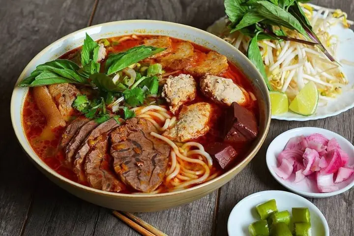 Hướng dẫn chi tiết cách nấu các món nước ngon chuẩn vị Việt