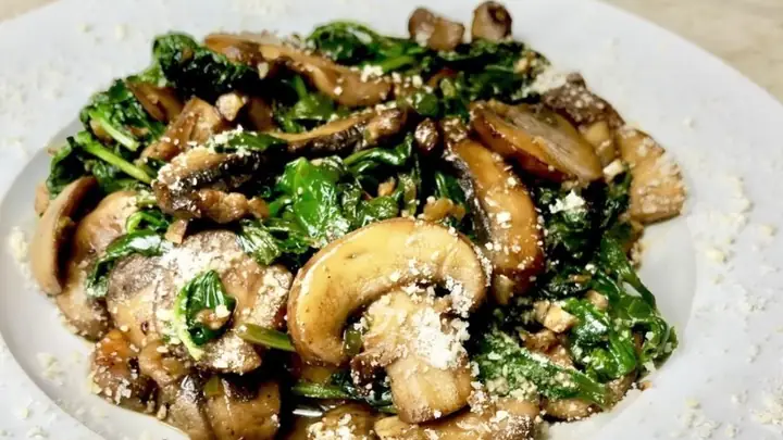 2. Cải bó xôi xào 2. Cải bó xôi xào