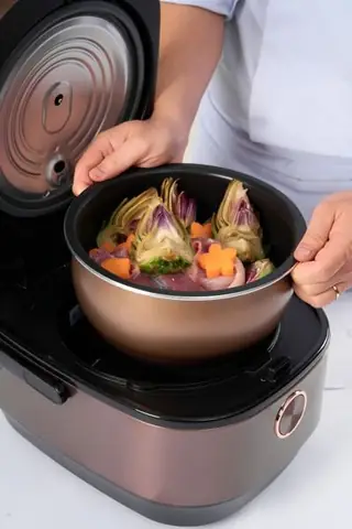 Cách Nấu Canh Atiso Với Giò Heo Ngon Ngọt, Bổ Dưỡng Cho Gia Đình Cách Nấu Canh Atiso Với Giò Heo Ngon Ngọt, Bổ Dưỡng Cho Gia Đình