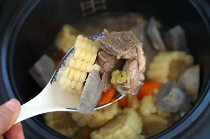 Bí Quyết Nấu Canh Bằng Nồi Cơm Điện: Đa Dạng Món Ngon Đãi Cả Nhà