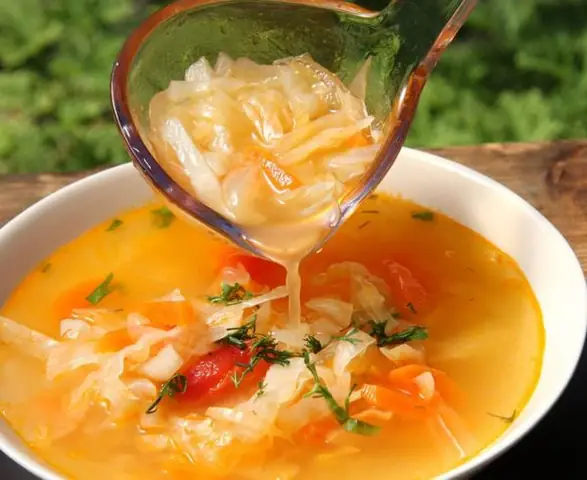 Hướng Dẫn Chi Tiết Cách Nấu Canh Bắp Cải Cà Chua Ngon Chuẩn Vị