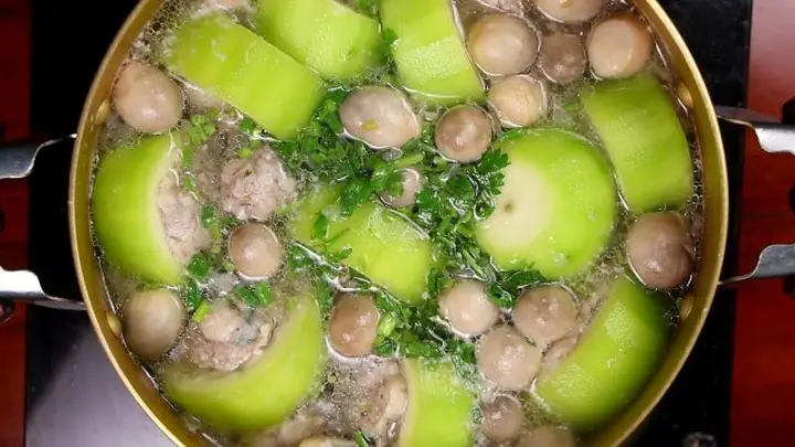 Khám Phá Các **Cách Nấu Canh Bầu Chay** Đủ Dinh Dưỡng, Thanh Mát