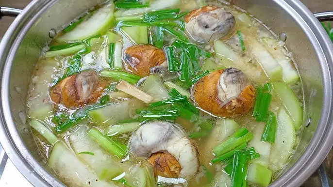 cách nấu canh bầu với trứng vịt lộn