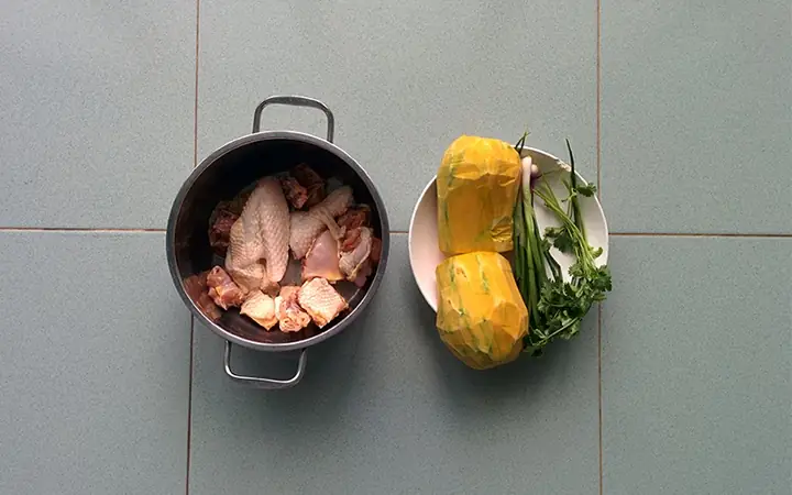 Cách Nấu Canh Bí Đỏ Thịt Gà Thơm Ngon Bổ Dưỡng Đơn Giản Tại Nhà