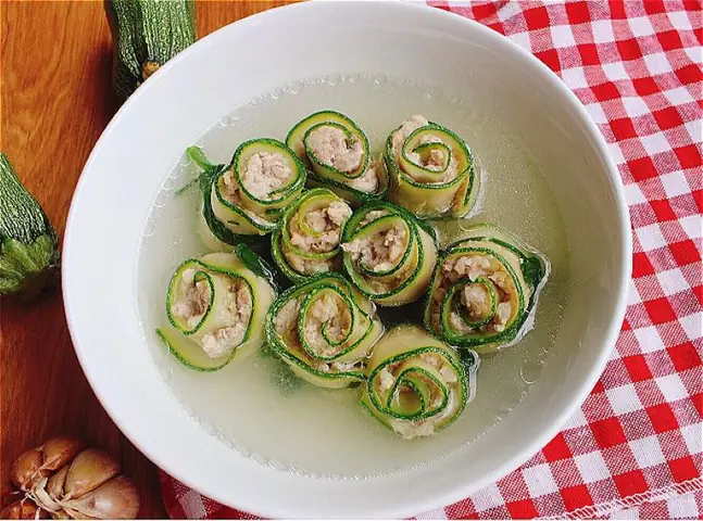 Canh bí ngòi cuộn tôm