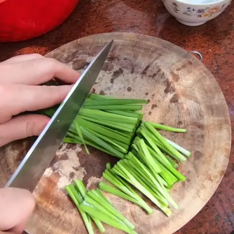 Hướng Dẫn Từng Bước Cách Nấu Canh Bông Hẹ Thanh Mát, Dễ Làm