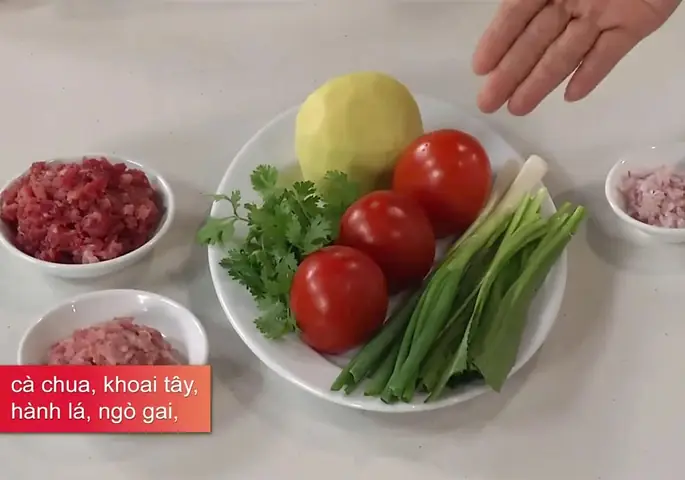 Hướng Dẫn Chi Tiết Cách Nấu Canh Cà Chua Thịt Bò Thơm Ngon Đậm Đà