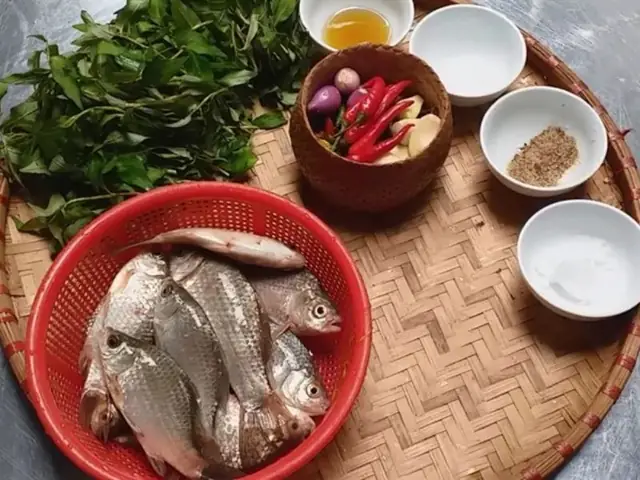 Hướng Dẫn Chi Tiết Cách Nấu Canh Cá Diếc Rau Ngải Cứu Chuẩn Vị