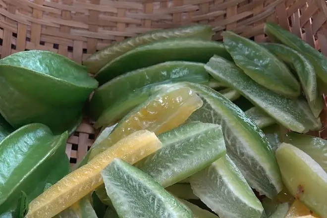 Hướng Dẫn Chi Tiết 6 Cách Nấu Canh Cá Khế Chua Thơm Ngon Chuẩn Vị