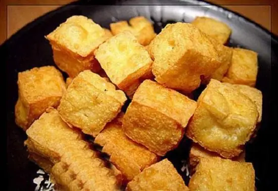 Cách Nấu Canh Cải Cúc Cà Chua Thơm Ngon, Thanh Mát Chuẩn Vị