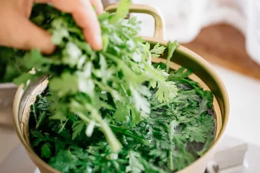 cách nấu canh cải cúc cách nấu canh cải cúc