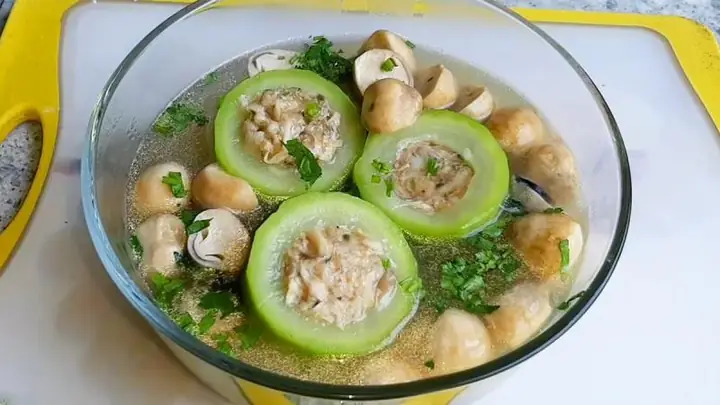 Cách Nấu Canh Chai Với Bầu Thơm Ngon Thanh Mát Tại Nhà