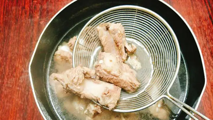 Cách Nấu Canh Chua Ăn Với Bún: Công Thức Chuẩn Vị Gia Đình