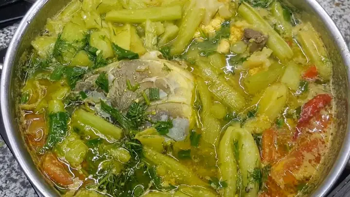 Cách Nấu Canh Chua Cá Chép Dọc Mùng Chuẩn Vị, Đậm Đà