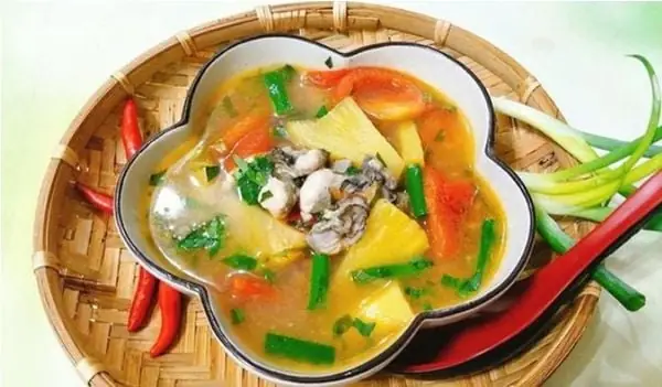 Cách Nấu Canh Chua Hàu Sữa Đậm Đà, Bổ Dưỡng Chuẩn Vị Gia Đình