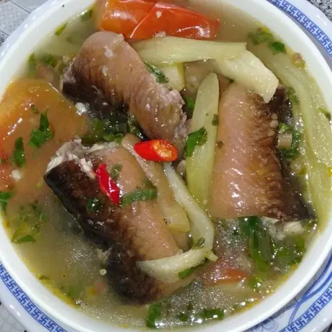 Cách Nấu Canh Chua Lươn Ngon Đậm Đà Chuẩn Vị Miền Tây