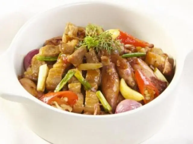 Hướng Dẫn Chi Tiết Cách Nấu Canh Chua Mực Thơm Ngon Chuẩn Vị