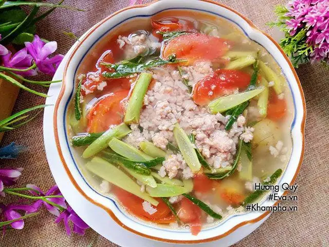 Cách Nấu Canh Chua Ngon Mùa Hè: Công Thức Thanh Mát Từ A-Z