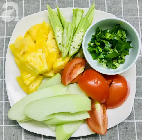 Cách Nấu Canh Chua Sài Gòn Đậm Đà Chuẩn Vị Miền Nam