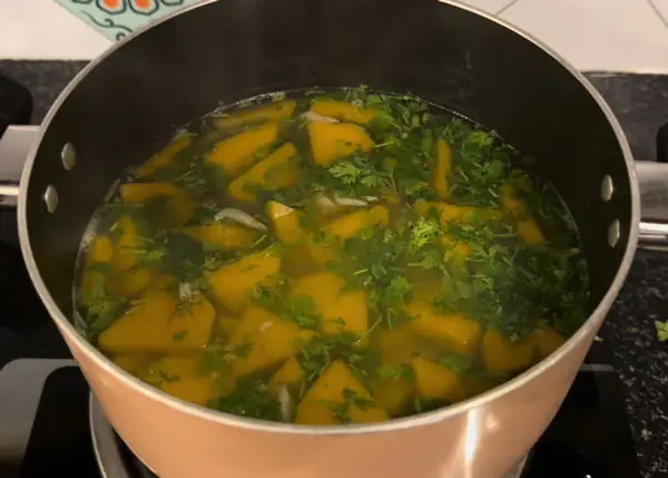 Cách Nấu Canh Chua Tép: Bí Quyết Đậm Đà Hương Vị Quê Nhà Cách Nấu Canh Chua Tép: Bí Quyết Đậm Đà Hương Vị Quê Nhà