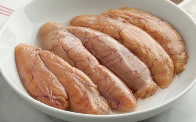 Hướng Dẫn Chi Tiết Cách Nấu Canh Chua Trứng Cá Ngon Tại Gia