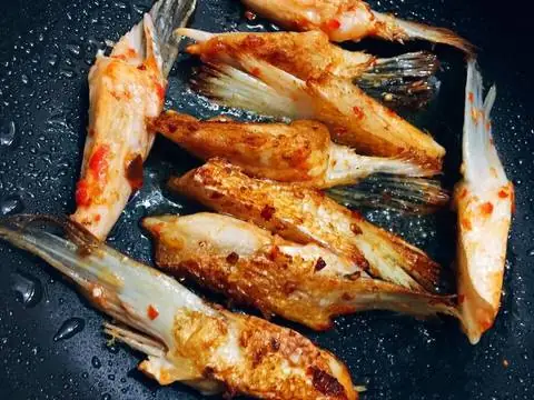 Cách Nấu Canh Chua Vây Cá Hồi Thơm Ngon Chuẩn Vị