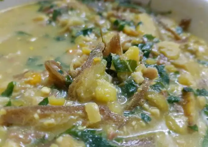 Giới Thiệu Về Canh Chuối Xanh Với Lạc